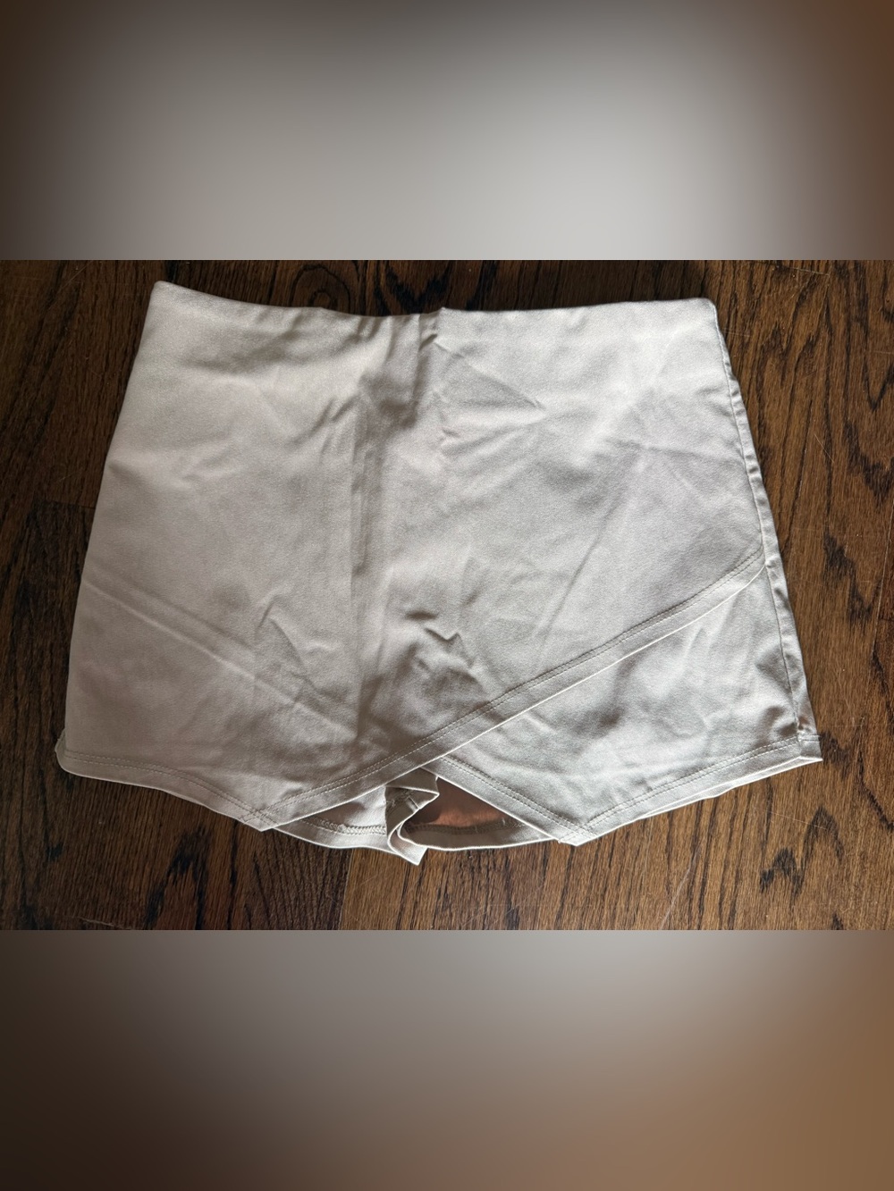 BlueBlush Neutral Cream Skort with Overlap Detail Size Medium